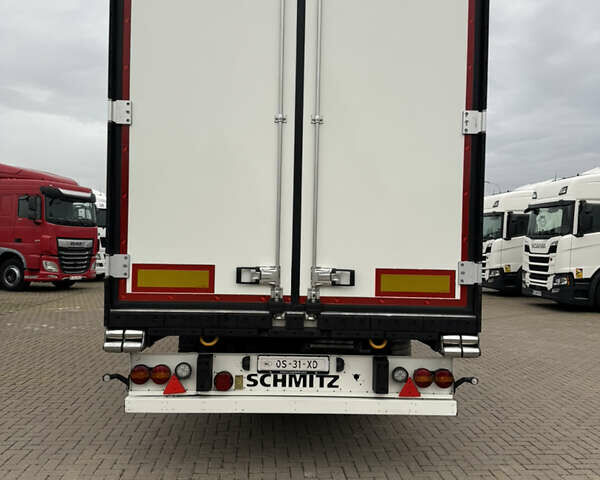 Білий Шмітц Каргобулл SCB S3T, об'ємом двигуна 0 л та пробігом 200 тис. км за 49000 $, фото 31 на Automoto.ua