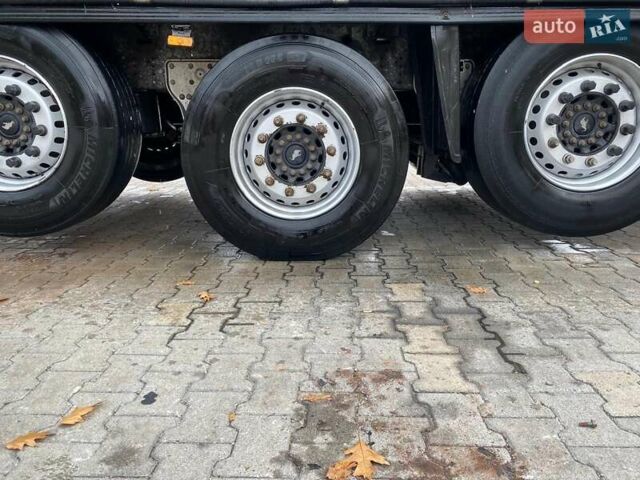 Чорний Шмітц Каргобулл SCB S3T, об'ємом двигуна 0 л та пробігом 236 тис. км за 17500 $, фото 9 на Automoto.ua