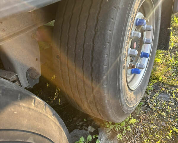 Червоний Шмітц Каргобулл SCB S3T, об'ємом двигуна 0 л та пробігом 400 тис. км за 14000 $, фото 2 на Automoto.ua