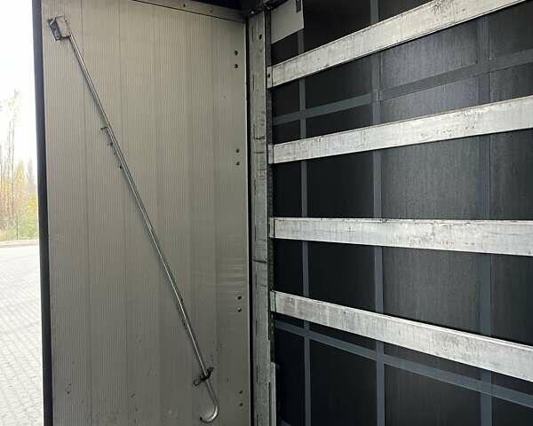 Шмитц Каргобулл SCB S3T, объемом двигателя 0 л и пробегом 73 тыс. км за 15599 $, фото 13 на Automoto.ua