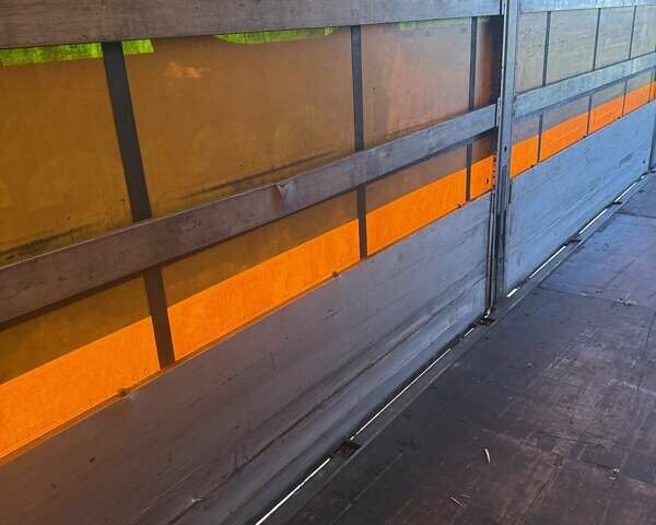 Шмитц Каргобулл SCB S3T, объемом двигателя 0 л и пробегом 150 тыс. км за 16228 $, фото 16 на Automoto.ua