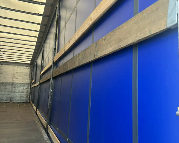 Шмитц Каргобулл SCB S3T, объемом двигателя 0 л и пробегом 400 тыс. км за 13600 $, фото 1 на Automoto.ua