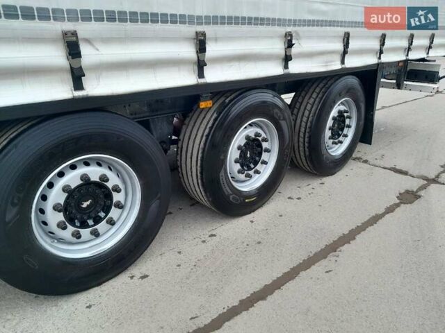 Сірий Шмітц Каргобулл SCB S3T, об'ємом двигуна 0 л та пробігом 333 тис. км за 11500 $, фото 7 на Automoto.ua