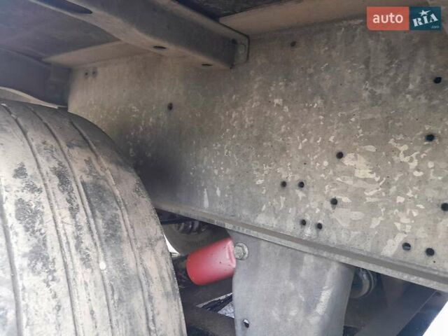 Серый Шмитц Каргобулл SCB S3T, объемом двигателя 0 л и пробегом 111 тыс. км за 12800 $, фото 14 на Automoto.ua