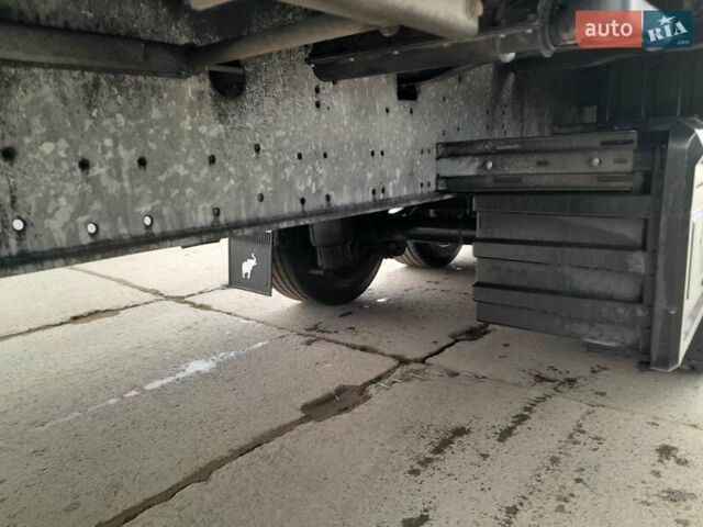 Сірий Шмітц Каргобулл SCB S3T, об'ємом двигуна 0 л та пробігом 333 тис. км за 11500 $, фото 9 на Automoto.ua