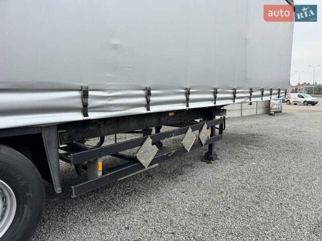 Сірий Шмітц Каргобулл SCB S3T, об'ємом двигуна 0 л та пробігом 555 тис. км за 12900 $, фото 9 на Automoto.ua