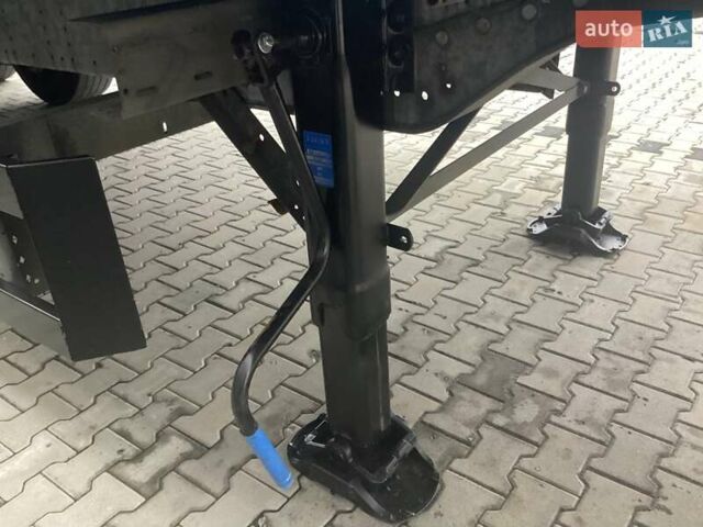 Сірий Шмітц Каргобулл SCB S3T, об'ємом двигуна 0 л та пробігом 100 тис. км за 17500 $, фото 12 на Automoto.ua