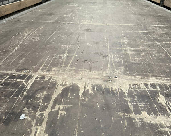 Сірий Шмітц Каргобулл SCB S3T, об'ємом двигуна 0 л та пробігом 500 тис. км за 15500 $, фото 9 на Automoto.ua