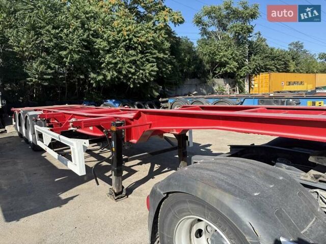 Красный Шмитц Каргобулл SCF, объемом двигателя 0 л и пробегом 0 тыс. км за 5000 $, фото 1 на Automoto.ua