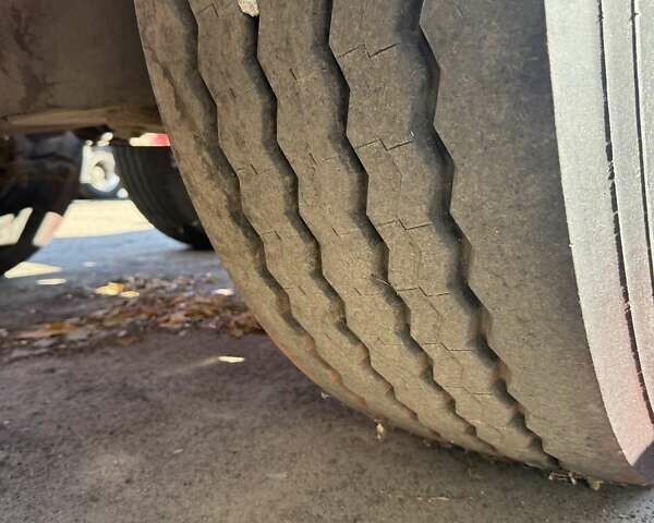 Красный Шмитц Каргобулл SCF, объемом двигателя 0 л и пробегом 0 тыс. км за 5000 $, фото 4 на Automoto.ua