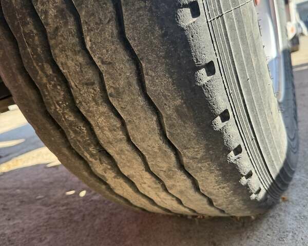 Красный Шмитц Каргобулл SCF, объемом двигателя 0 л и пробегом 0 тыс. км за 5000 $, фото 5 на Automoto.ua