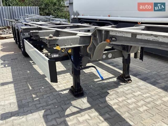 Серый Шмитц Каргобулл SCF, объемом двигателя 0 л и пробегом 100 тыс. км за 25000 $, фото 6 на Automoto.ua