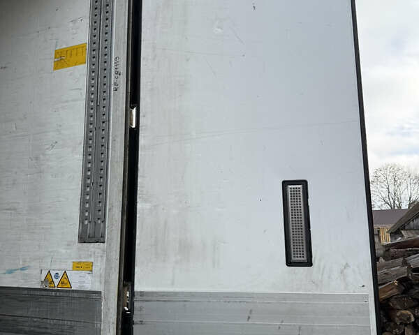 Шмитц Каргобулл Schutz, объемом двигателя 0 л и пробегом 480 тыс. км за 29727 $, фото 10 на Automoto.ua