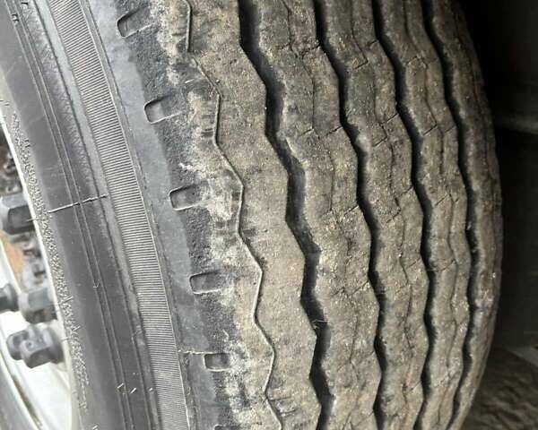 Сірий Шмітц Каргобулл SCS, об'ємом двигуна 0 л та пробігом 150 тис. км за 12000 $, фото 10 на Automoto.ua