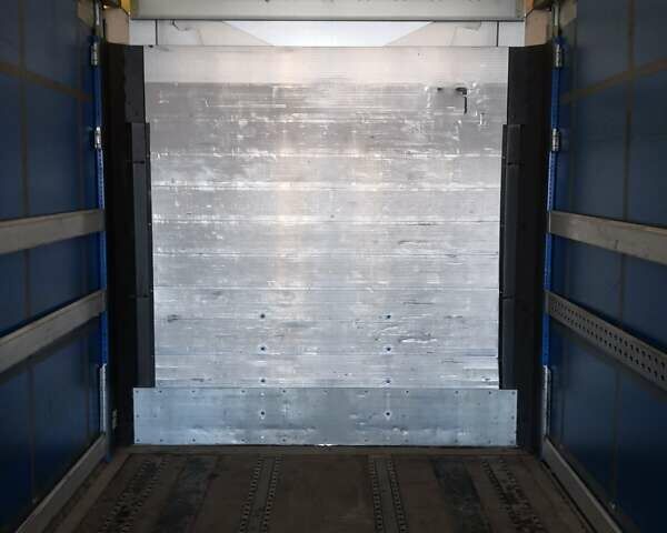 Сірий Шмітц Каргобулл SCS, об'ємом двигуна 0 л та пробігом 298 тис. км за 17200 $, фото 15 на Automoto.ua