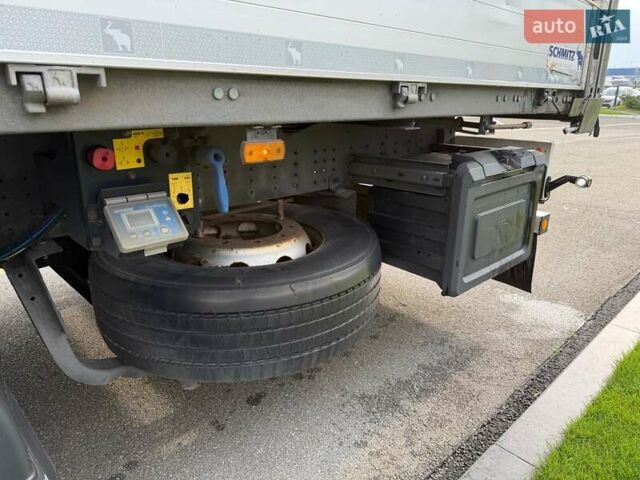 Серый Шмитц Каргобулл SCS, объемом двигателя 0 л и пробегом 665 тыс. км за 17900 $, фото 8 на Automoto.ua