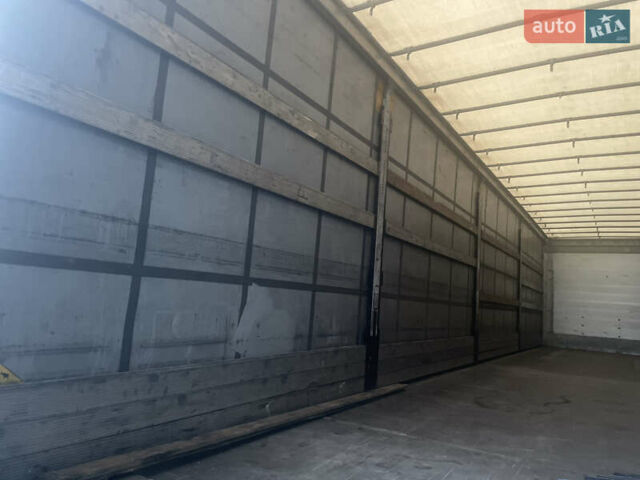 Сірий Шмітц Каргобулл SCS, об'ємом двигуна 0 л та пробігом 650 тис. км за 18000 $, фото 4 на Automoto.ua