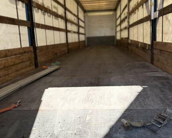 Шмитц Каргобулл SCS 24/L 2005 в Виннице на Automoto.ua Шмитц Каргобулл SCS 24/L, объемом двигателя 0 л и пробегом 100 тыс. км за 9500 $, фото 11 на Automoto.ua