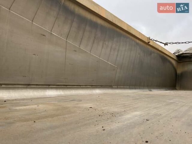 Серый Шмитц Каргобулл SGF S3, объемом двигателя 0 л и пробегом 590 тыс. км за 24900 $, фото 13 на Automoto.ua