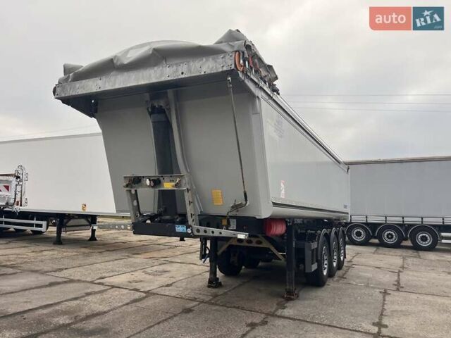 Серый Шмитц Каргобулл SGF S3, объемом двигателя 0 л и пробегом 590 тыс. км за 24900 $, фото 1 на Automoto.ua