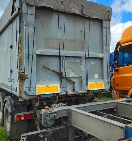 Серый Шмитц Каргобулл SKI, объемом двигателя 0 л и пробегом 15 тыс. км за 15000 $, фото 1 на Automoto.ua