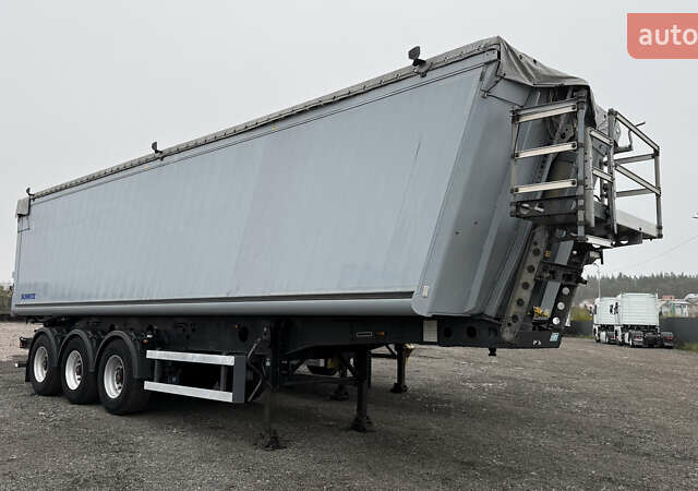 Серый Шмитц Каргобулл SKI, объемом двигателя 0 л и пробегом 0 тыс. км за 21999 $, фото 1 на Automoto.ua