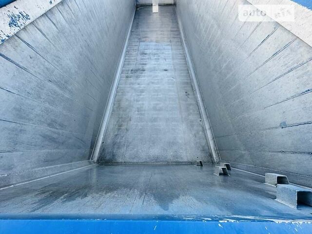 Синий Шмитц Каргобулл SKI, объемом двигателя 0 л и пробегом 777 тыс. км за 35800 $, фото 18 на Automoto.ua