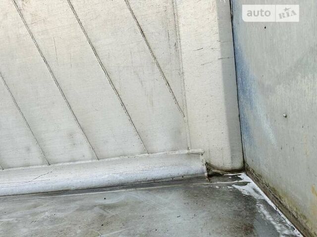 Синий Шмитц Каргобулл SKI, объемом двигателя 0 л и пробегом 777 тыс. км за 35800 $, фото 24 на Automoto.ua