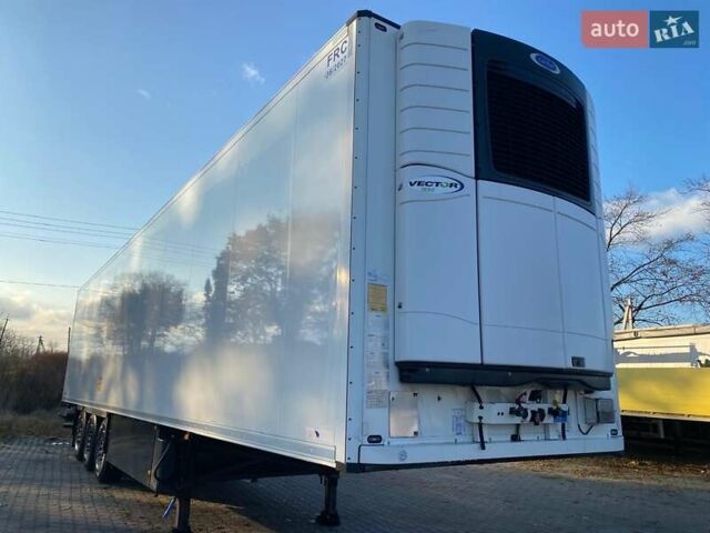 Белый Шмитц Каргобулл SKO, объемом двигателя 0 л и пробегом 349 тыс. км за 41947 $, фото 2 на Automoto.ua