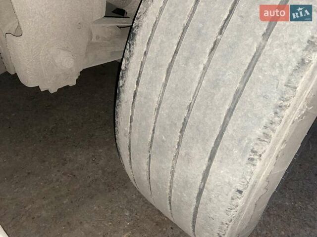 Бежевый Шмитц Каргобулл SKO, объемом двигателя 0 л и пробегом 680 тыс. км за 16500 $, фото 13 на Automoto.ua