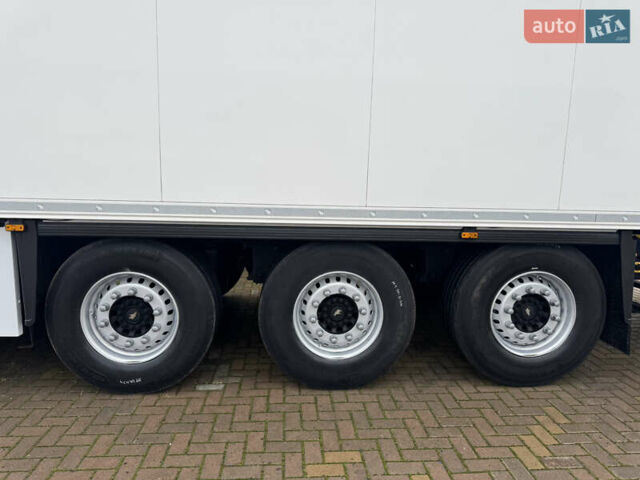 Шмитц Каргобулл SKO, объемом двигателя 0 л и пробегом 200 тыс. км за 44000 $, фото 26 на Automoto.ua