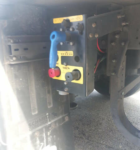 Сірий Шмітц Каргобулл SKO, об'ємом двигуна 0 л та пробігом 111 тис. км за 32500 $, фото 9 на Automoto.ua