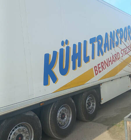 Сірий Шмітц Каргобулл SKO, об'ємом двигуна 0 л та пробігом 111 тис. км за 32500 $, фото 2 на Automoto.ua