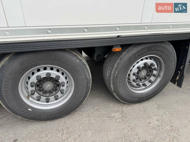Белый Шмитц Каргобулл SKO 24, объемом двигателя 0 л и пробегом 0 тыс. км за 25900 $, фото 1 на Automoto.ua