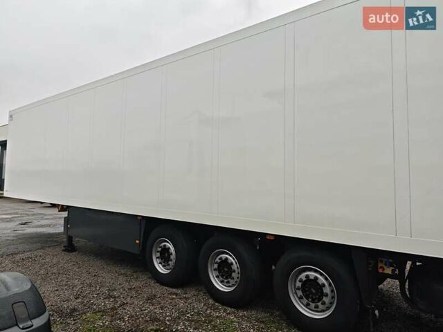 Белый Шмитц Каргобулл SKO 24, объемом двигателя 0 л и пробегом 500 тыс. км за 20500 $, фото 7 на Automoto.ua
