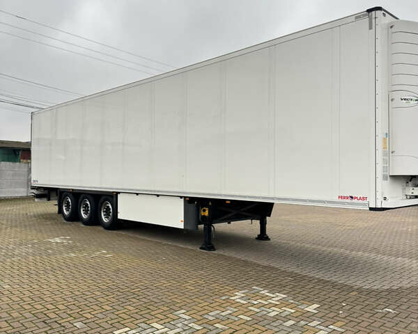 Белый Шмитц Каргобулл SKO 24, объемом двигателя 0 л и пробегом 200 тыс. км за 34900 $, фото 8 на Automoto.ua