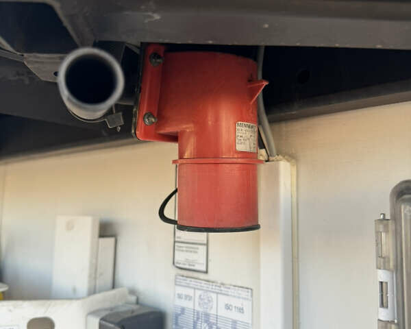 Белый Шмитц Каргобулл SKO 24, объемом двигателя 0 л и пробегом 200 тыс. км за 34900 $, фото 21 на Automoto.ua