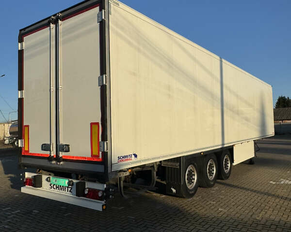 Белый Шмитц Каргобулл SKO 24, объемом двигателя 0 л и пробегом 200 тыс. км за 34900 $, фото 9 на Automoto.ua