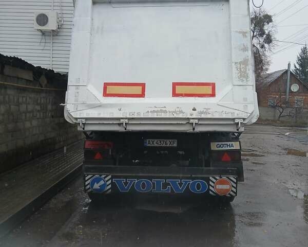 Черный Шмитц Каргобулл SKO 24, объемом двигателя 0 л и пробегом 100 тыс. км за 16500 $, фото 2 на Automoto.ua