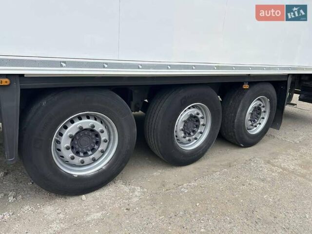 Шмитц Каргобулл SKO 24, объемом двигателя 0 л и пробегом 350 тыс. км за 22500 $, фото 1 на Automoto.ua