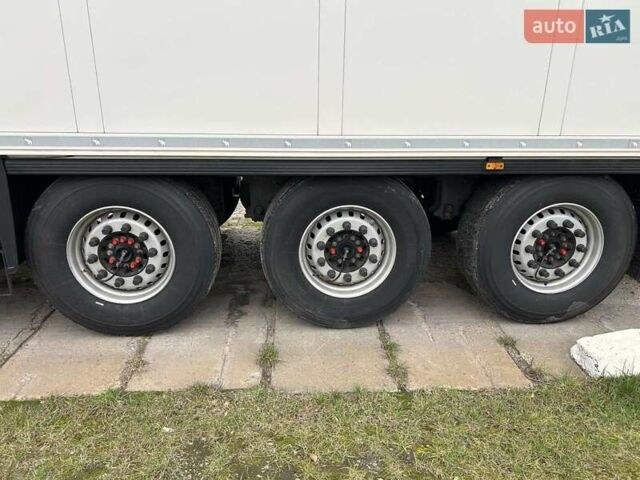 Шмитц Каргобулл SKO 24, объемом двигателя 0 л и пробегом 200 тыс. км за 52500 $, фото 3 на Automoto.ua