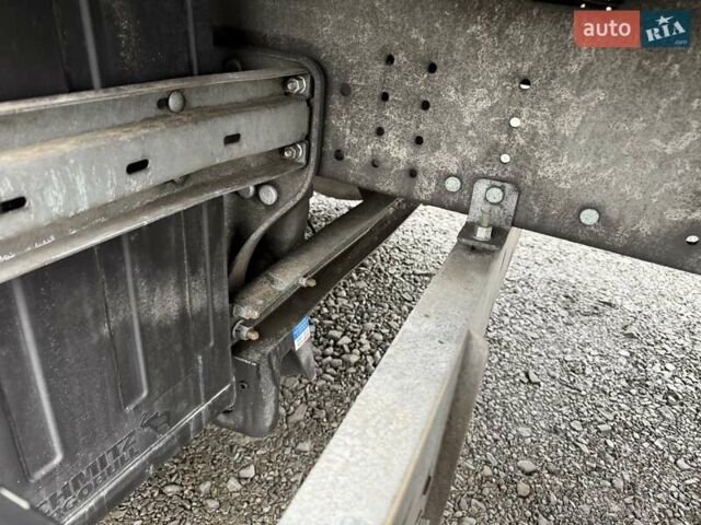 Серый Шмитц Каргобулл SKO 24, объемом двигателя 0 л и пробегом 400 тыс. км за 17900 $, фото 13 на Automoto.ua