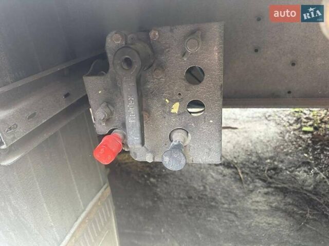 Сірий Шмітц Каргобулл SO1, об'ємом двигуна 0 л та пробігом 0 тис. км за 7200 $, фото 16 на Automoto.ua