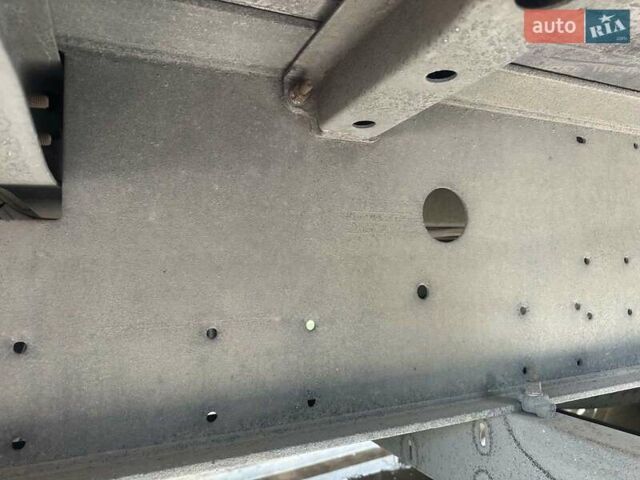 Сірий Шмітц Каргобулл SO1, об'ємом двигуна 0 л та пробігом 0 тис. км за 7200 $, фото 22 на Automoto.ua