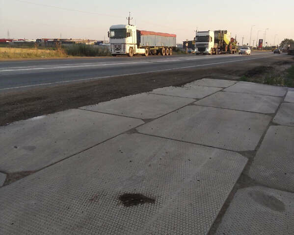 Зелений Шмітц Каргобулл SPR, об'ємом двигуна 0 л та пробігом 1 тис. км за 6000 $, фото 1 на Automoto.ua