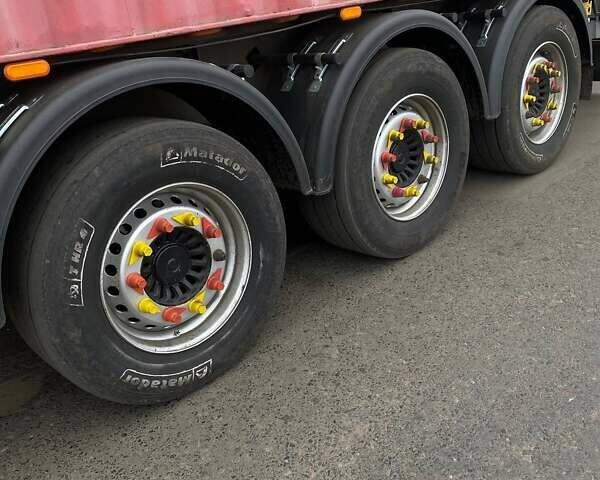 Серый Шмитц Каргобулл SSD, объемом двигателя 0 л и пробегом 10 тыс. км за 9000 $, фото 4 на Automoto.ua