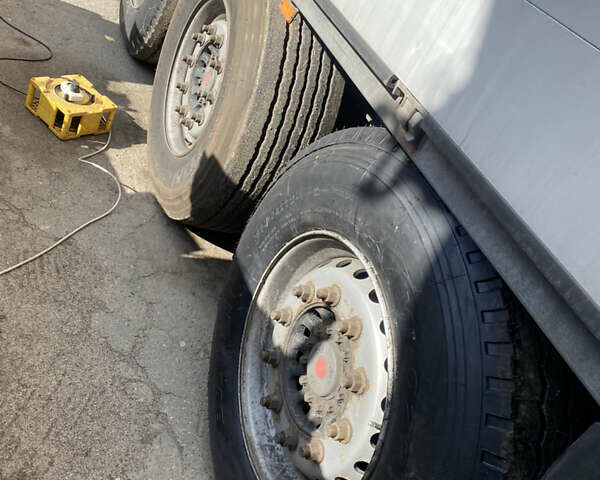 Шмитз С01, объемом двигателя 0 л и пробегом 100 тыс. км за 5800 $, фото 1 на Automoto.ua