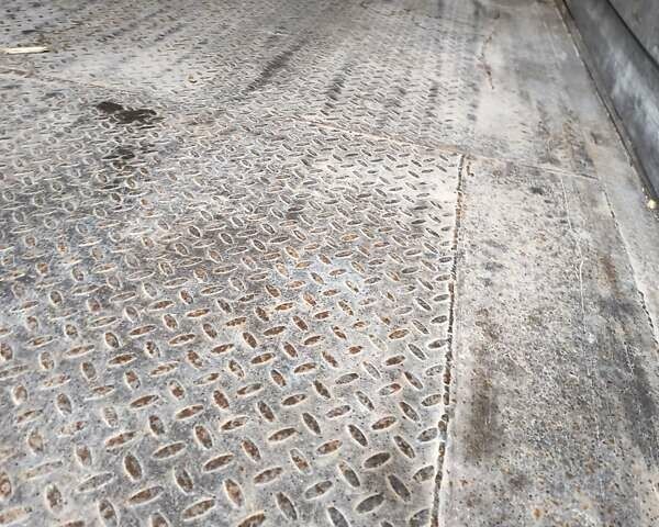 Серый Шмитз С01, объемом двигателя 0 л и пробегом 500 тыс. км за 4200 $, фото 5 на Automoto.ua