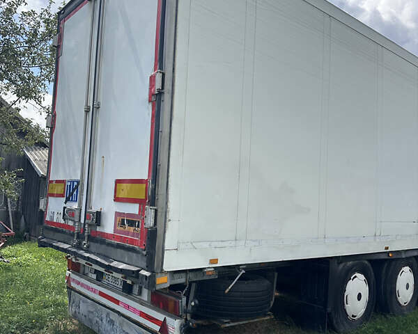 Белый Шмитз SCB, объемом двигателя 0 л и пробегом 190 тыс. км за 7000 $, фото 5 на Automoto.ua