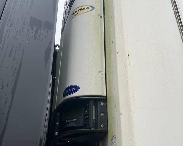 Белый Шмитз SCB, объемом двигателя 0 л и пробегом 500 тыс. км за 14282 $, фото 3 на Automoto.ua